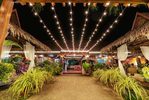 クク バー ホテル アンド レストラン