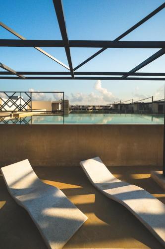 Apartment with Balcony image 5