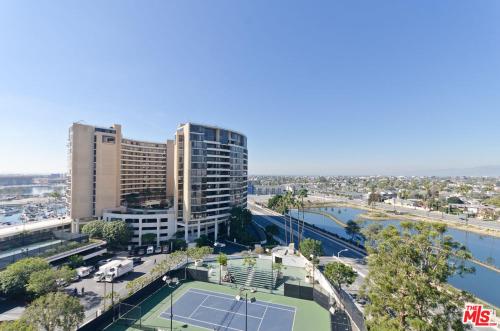 A Stunning Luxury Resort-Style Furnished Condominium Plus All Inclusive Amenities!, Los Angeles (fotografie 10)