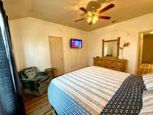 Casa Nicholas , 3 bedroom/ 2 bath with large yard in Killeen, USA