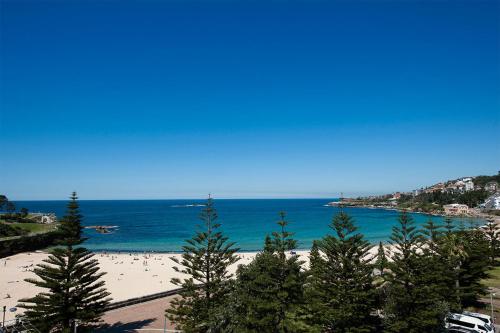 Coogee Sands Hotel & Apartments - image 10