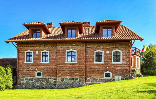 Viesnīcas āriene, Nice Apartment In Szyldak With Sauna in Grabin