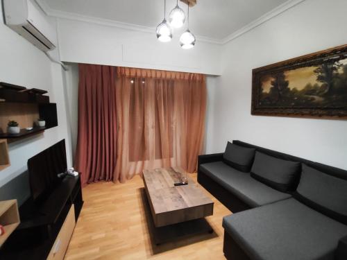 Apartment close to the centre, Афины