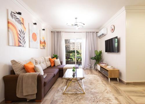 New & Stylish Flat in central Madinaty شقة جديدة فندقية وعصرية في مدينتي, Madinaty (foto 2)