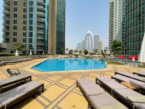 Luxury two Bedroom Apartment I Front row Downtown with Private Fountain & Burj View by Luxury Space, Dubaj (zdjęcie 6)