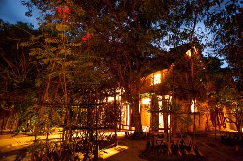 Зовнішній вигляд готелю, Iharana Bush Camp in Diego Suarez