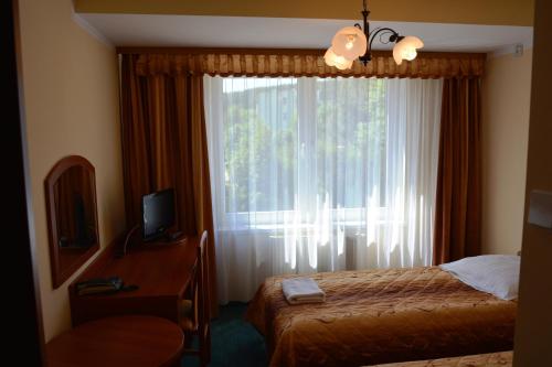 1 twin bed