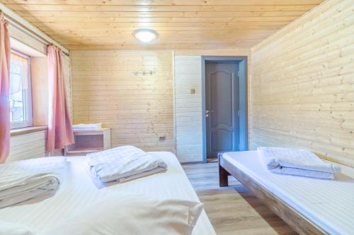 Cabana Baciu - main image