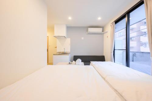 Oku Apartment, Токио
