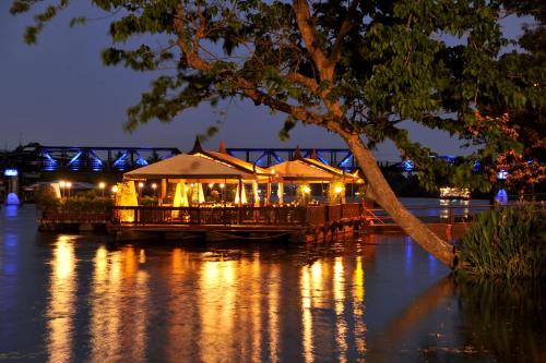 Juhlatila, Felix River Kwai Resort in Kanchanaburi