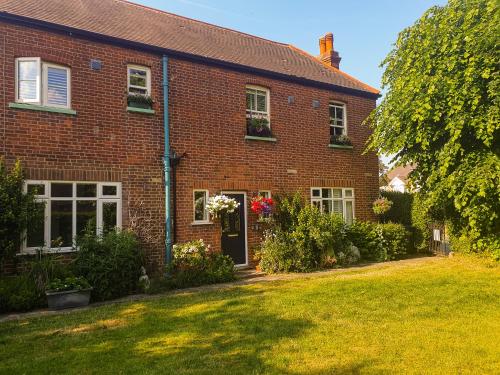 The Lodge Stanwell - London