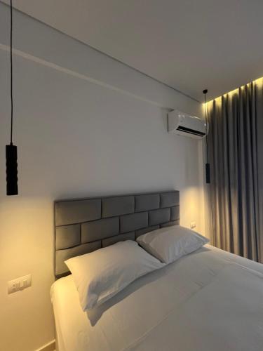 One-Bedroom Apartment with Garden View image 4