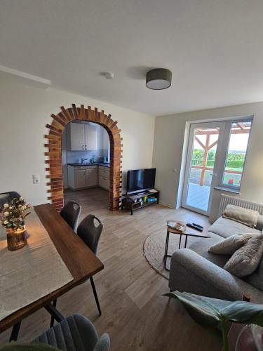 Ferienwohnung- Panoramaterrasse & ländliche Ruhe (Ferienwohnung- Panoramaterrasse & landliche Ruhe) in Flammersfeld
