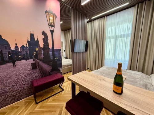 IOS Apartments - Mirror, Praga