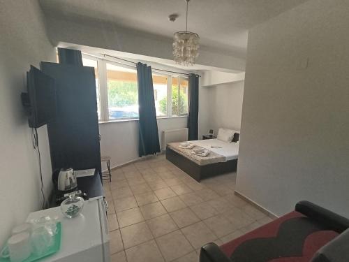 1 double bed, 1 sofa bed