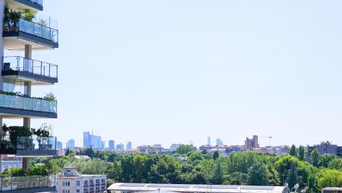 Skats, Skyline Milano - Exclusive Garage & Terrace in Quartiere Adriano