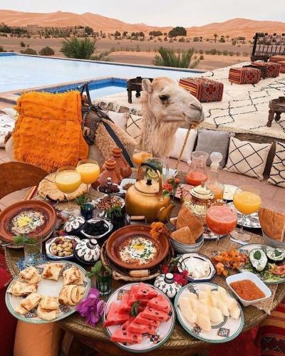 Food and beverages, Sahara Elegance Camp in Merdane