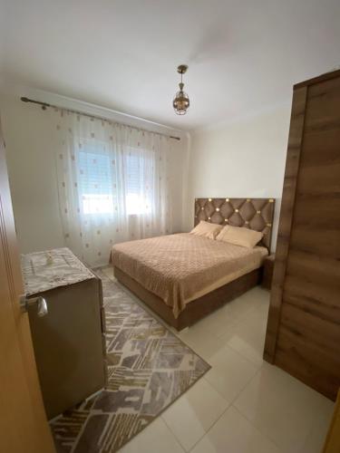 Rayhan, Tanger