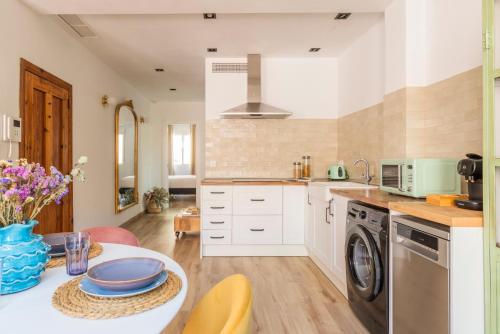 Luxury new apartment 10 min walk to the beach, Late Checkout, Walencja (zdjęcie 6)