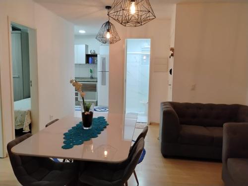 Aconchegante e Familiar in มอกี้ ดาส ครูเซส