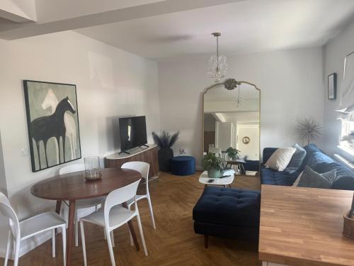 Three Acorns Court in Woodnesborough
