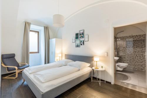 Free Parking I 500 Mbit Wifi I Kingsize Bed, Vienna