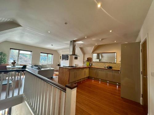 Stylish 2 Bed Apartment sleeps 4 in Begbroke
