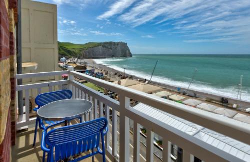 Balcony/terrace, Hotel Le Rayon Vert in Etretat