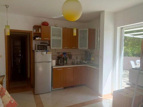 Inna Apartment near the Sea in Petrovac
