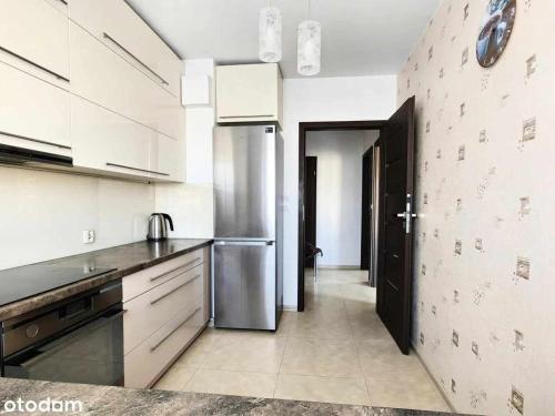 Przestronny apartament z balkonem blisko morza