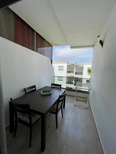 Appartement Blanca Beach lumineux avec balcon in Sidi Rahal