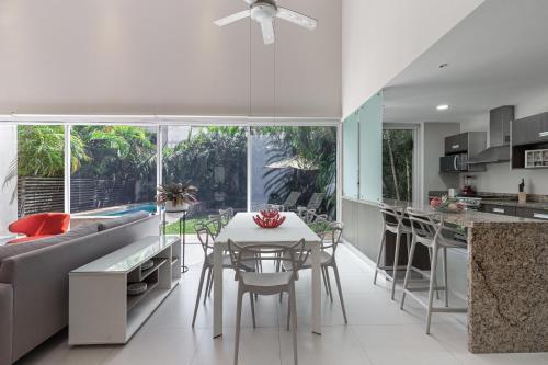 4 bedroom house- private pool!, Cancún (Foto 7)