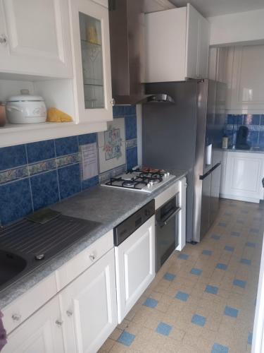 Chambre B1 dans un appartement en colocation, Marsiglia (foto 9)