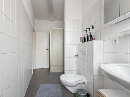 Zentrale Wohnung für 12 Gäste nahe Schlossplatz, Stuttgart (photo 8)