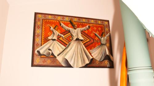 Mini Harem Hotel - image 10