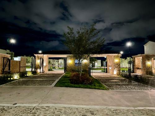Residencia en Querétaro, con hacienda restaurada in Miranda, Mexico