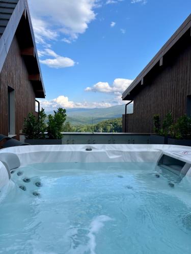 Kras Resort Rubin Apartament 304 z prywatnym jacuzzi i tarasem z widokiem na góry, Szklarska Poręba