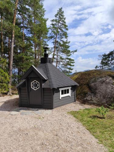 Hytte ved Vråvatnet i Vrådal (Hytte ved Vravatnet i Vradal) in วราดาล