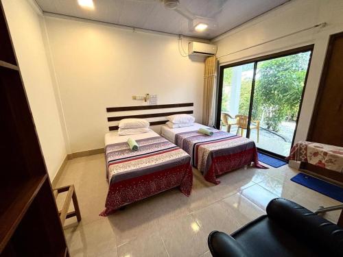 Dhonveli Hotel in شافياني أتول