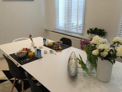 Antwerp Business Suites – Antwerp, DC