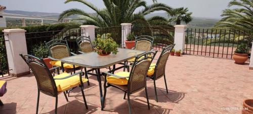 Cabra Puerta de la Subbética (Cabra Puerta de la Subbetica) in คาบรา