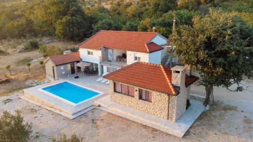 Ümbrus, Holiday Home Papac in Humac