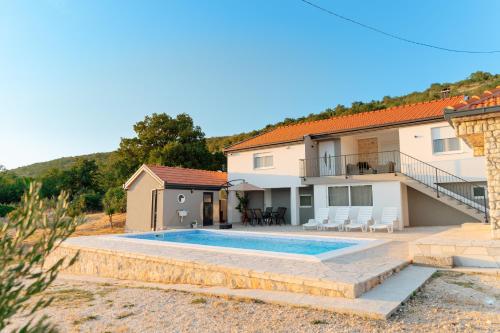 Ümbrus, Holiday Home Papac in Humac