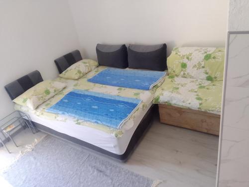 1 double bed, 1 sofa bed
