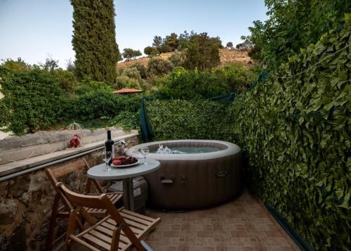 Villa Sofita with jacuzzi, Maroulás (fotografie 5)