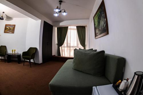 HOTEL CORA - image 11