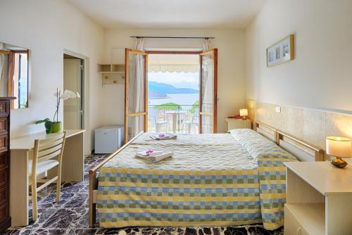 Hotel Casa Rosa in Портоферайо