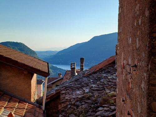 La Piccola Via Delle Rose - Isola dei Cipressi
