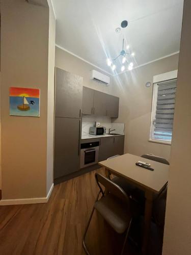 Tris Appartements in กลางเมืองปอจจิบอนซี