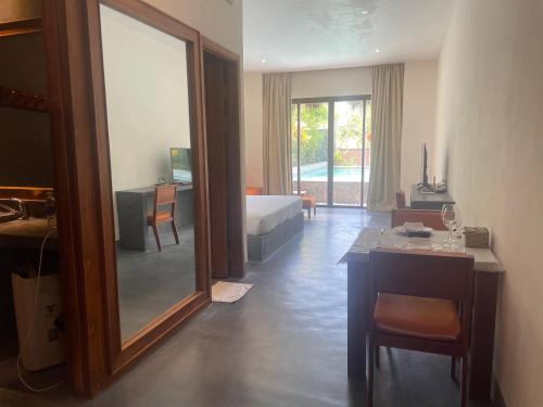 hotel photo